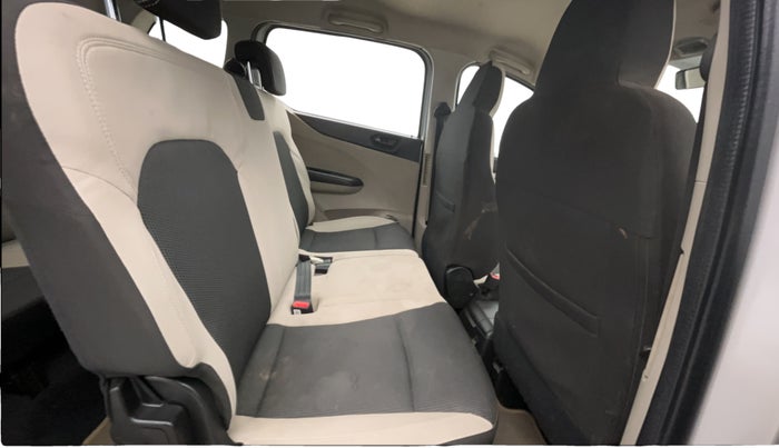 2019 Renault TRIBER RXT, Petrol, Manual, 71,284 km, Right Side Rear Door Cabin