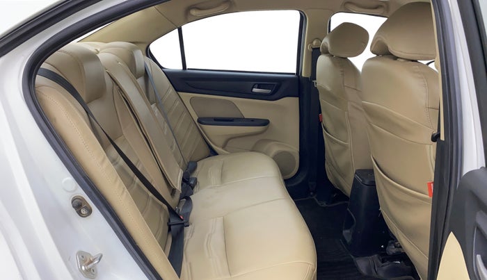 2018 Honda Amaze 1.5L I-DTEC V CVT, Diesel, Automatic, 67,350 km, Right Side Rear Door Cabin