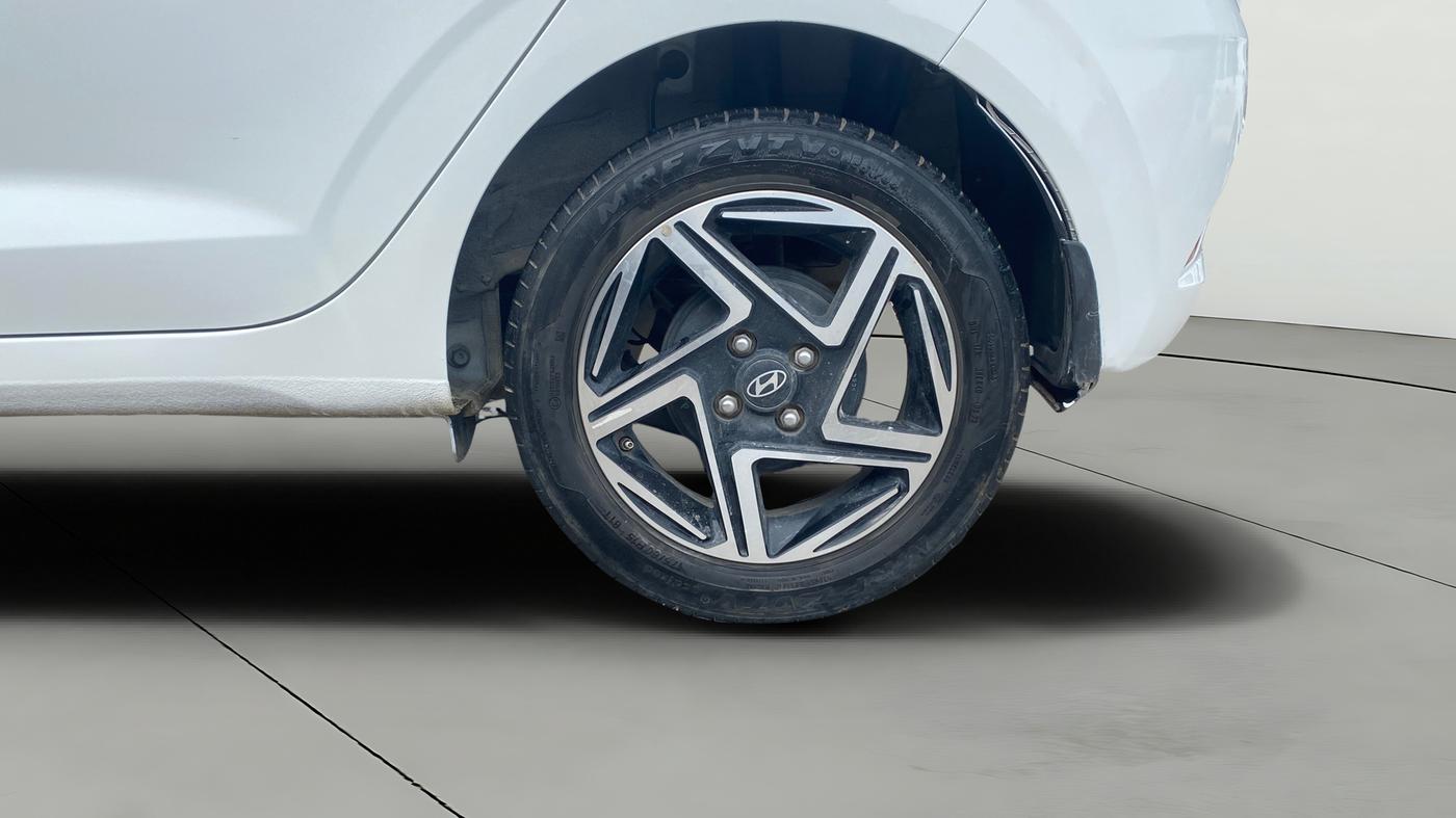 2023 Hyundai GRAND I10 NIOS SPORTZ 1.2 KAPPA VTVT DUAL TONE, Petrol, Manual, 34,645 km, Left Rear Wheel