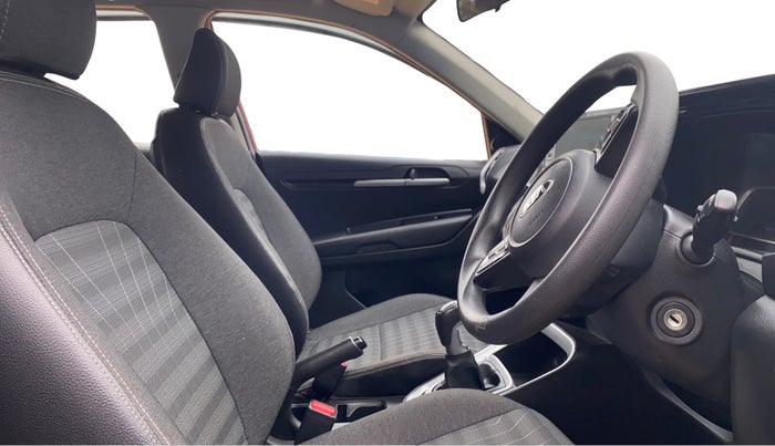 2021 KIA SONET HTK PLUS 1.5, Diesel, Manual, 32,828 km, Right Side Front Door Cabin