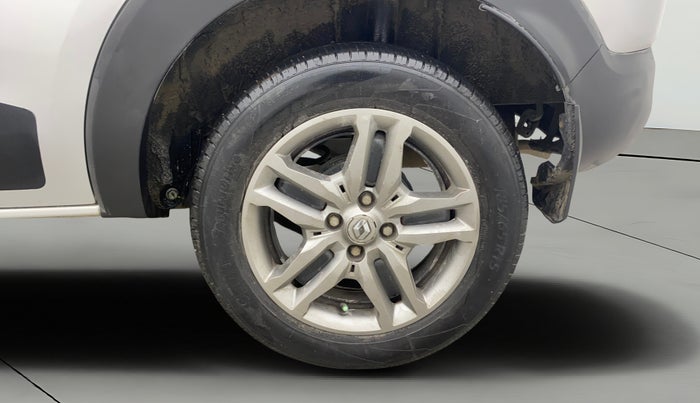 2023 Renault TRIBER RXZ AMT, Petrol, Automatic, 32,928 km, Left Rear Wheel