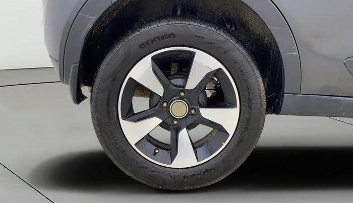 2018 Tata NEXON XZ PLUS PETROL, Petrol, Manual, 86,344 km, Right Rear Wheel