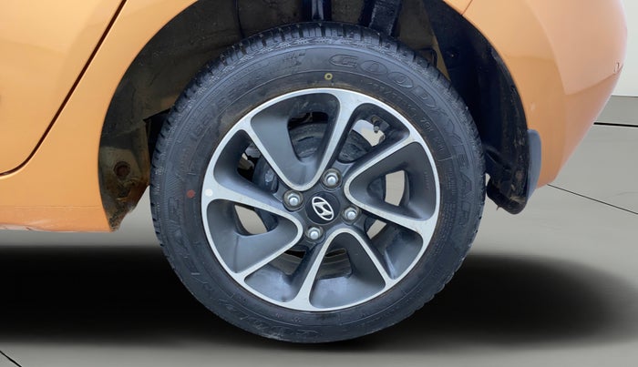 2017 Hyundai Grand i10 ASTA 1.2 KAPPA VTVT, Petrol, Manual, 4,450 km, Left Rear Wheel