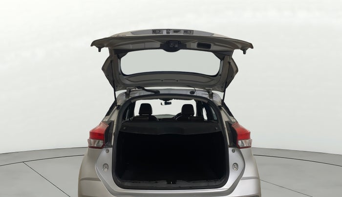 2019 Nissan Kicks XL 1.5, Petrol, Manual, 74,606 km, Boot Door Open