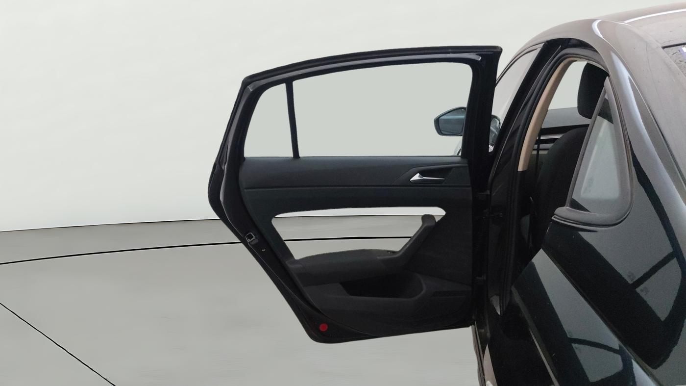 2025 Skoda SLAVIA Sportline 1.0L TSI AT, Petrol, Automatic, 2,384 km, LHS Rear Door