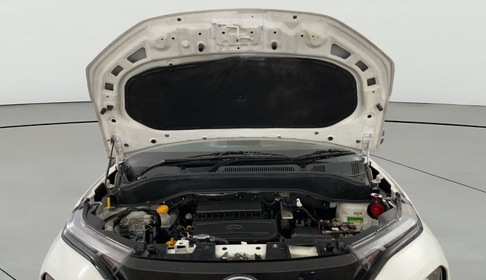 2022 Tata PUNCH PURE MT, Petrol, Manual, 30,844 km, Open Bonet
