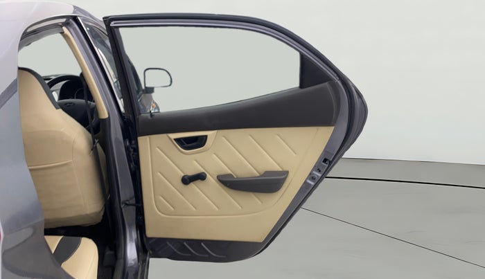 2017 Hyundai Eon MAGNA +, Petrol, Manual, 20,836 km, RHS Rear Door