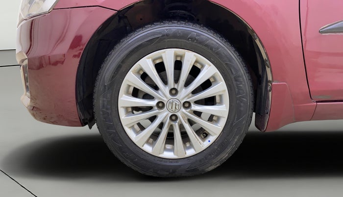 2017 Maruti Ciaz ZETA DIESEL 1.3, Diesel, Manual, 57,230 km, Left Front Wheel