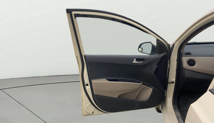 2014 Hyundai Grand i10 ASTA 1.1 CRDI (O), Diesel, Manual, 81,419 km, LHS Front Door