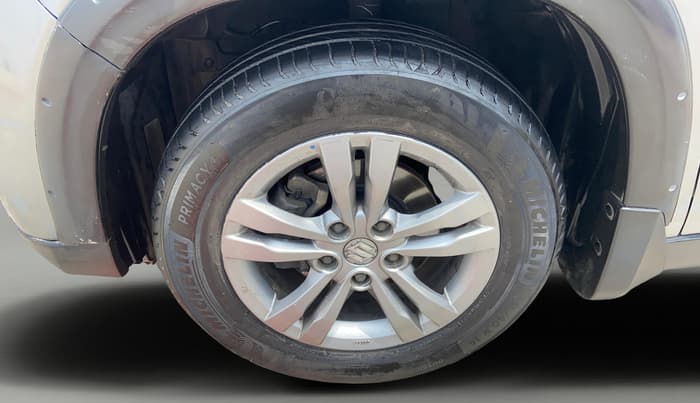 2017 Maruti Vitara Brezza ZDI, Diesel, Manual, 1,18,691 km, Left Front Wheel