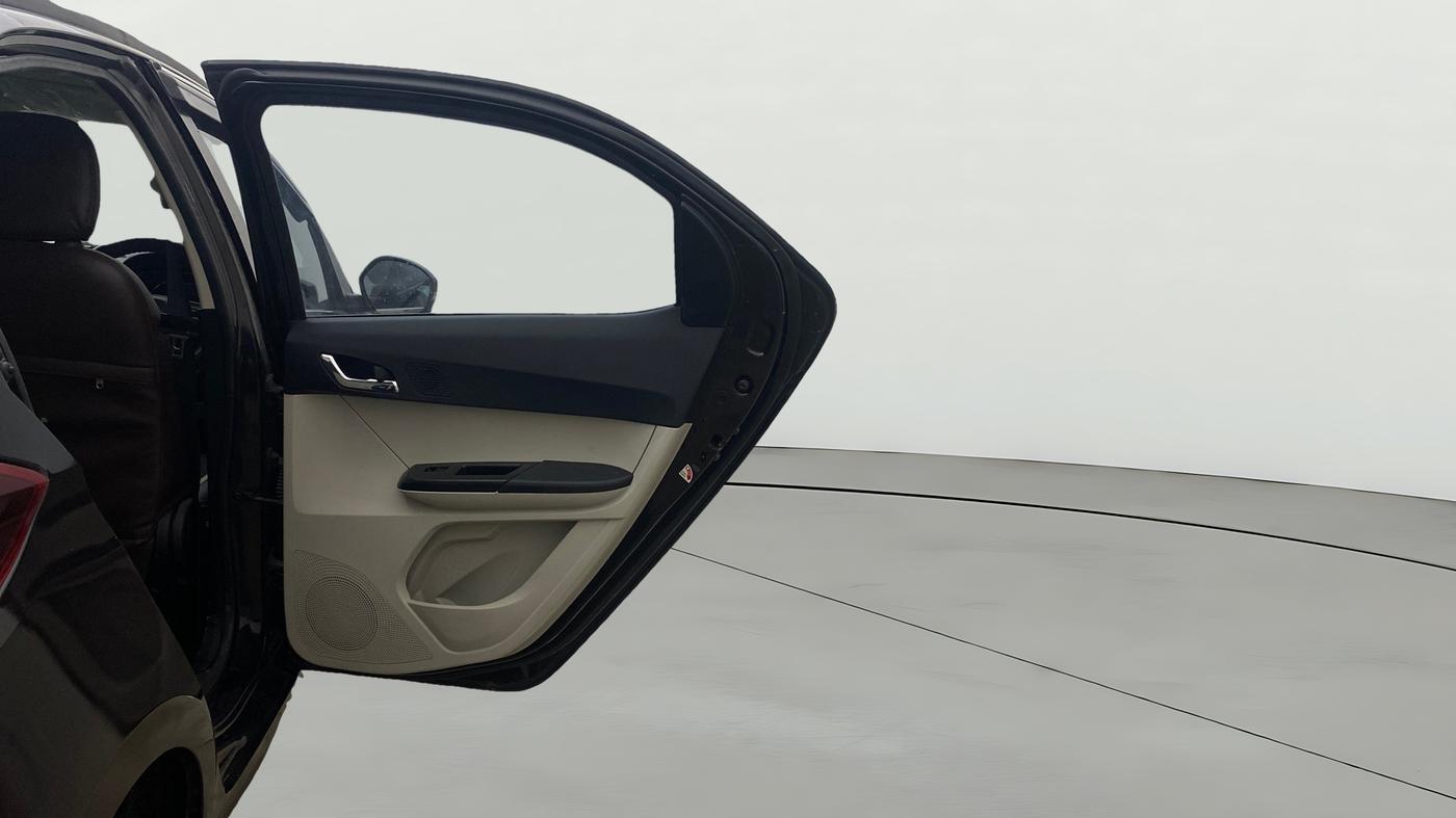 2022 Tata Tiago XZ PLUS PETROL, Petrol, Manual, 45,290 km, RHS Rear Door