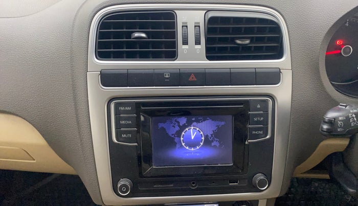 2016 Volkswagen Vento HIGHLINE 1.6 MPI, Petrol, Manual, 55,245 km, Air Conditioner