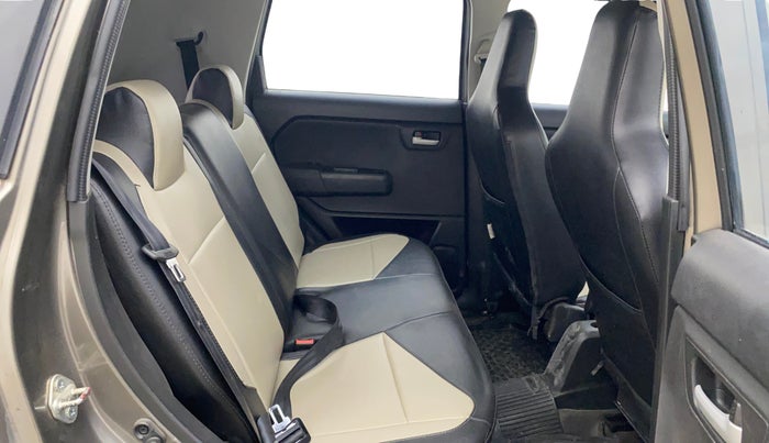 2023 Maruti New Wagon-R VXI 1.0, Petrol, Manual, 48,965 km, Right Side Rear Door Cabin