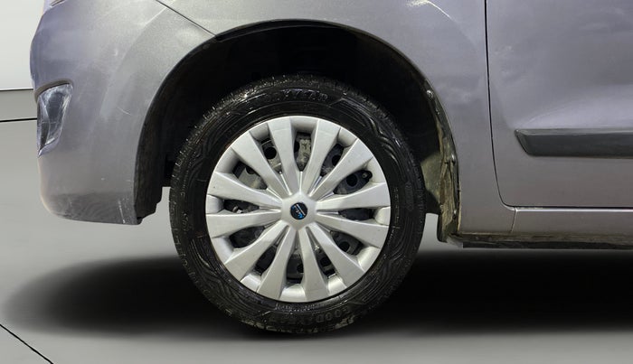 2017 Maruti Wagon R 1.0 VXI, Petrol, Manual, 35,911 km, Left Front Wheel