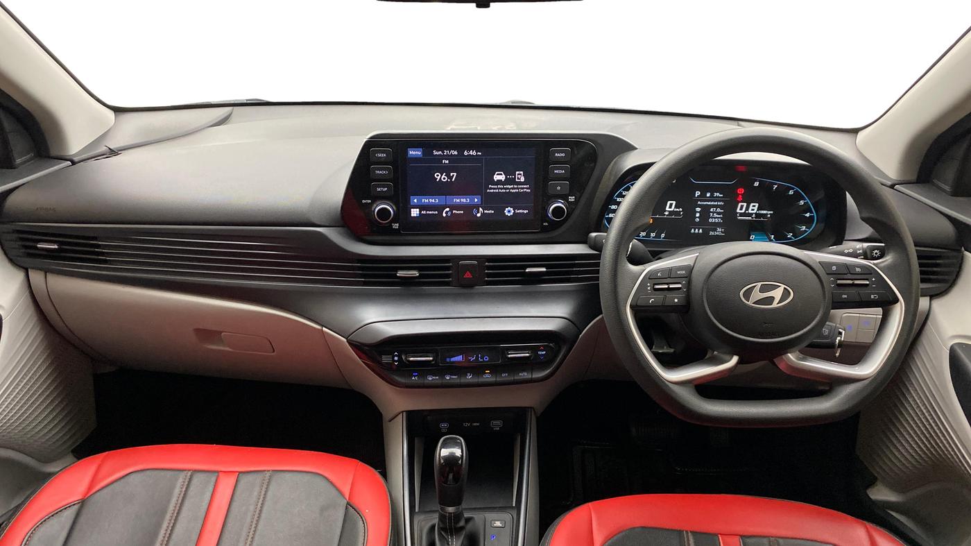 2024 Hyundai NEW I20 SPORTZ 1.2 IVT, Petrol, Automatic, 26,339 km, Dashboard