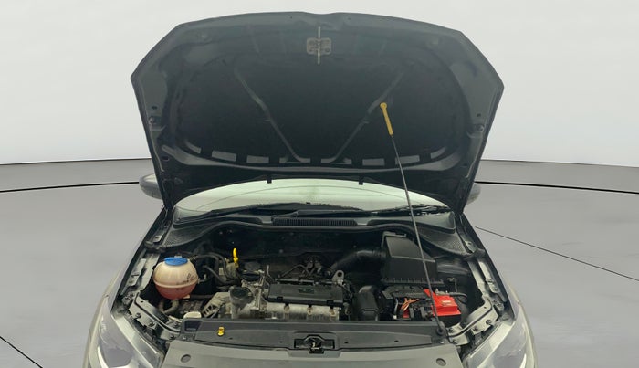 2016 Volkswagen Ameo COMFORTLINE 1.2L, Petrol, Manual, 47,745 km, Open Bonet