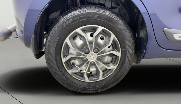 2023 Maruti Swift LXI, Petrol, Manual, 16,203 km, Right Rear Wheel