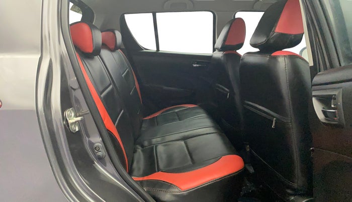 2016 Maruti Swift VXI O, Petrol, Manual, 52,601 km, Right Side Rear Door Cabin