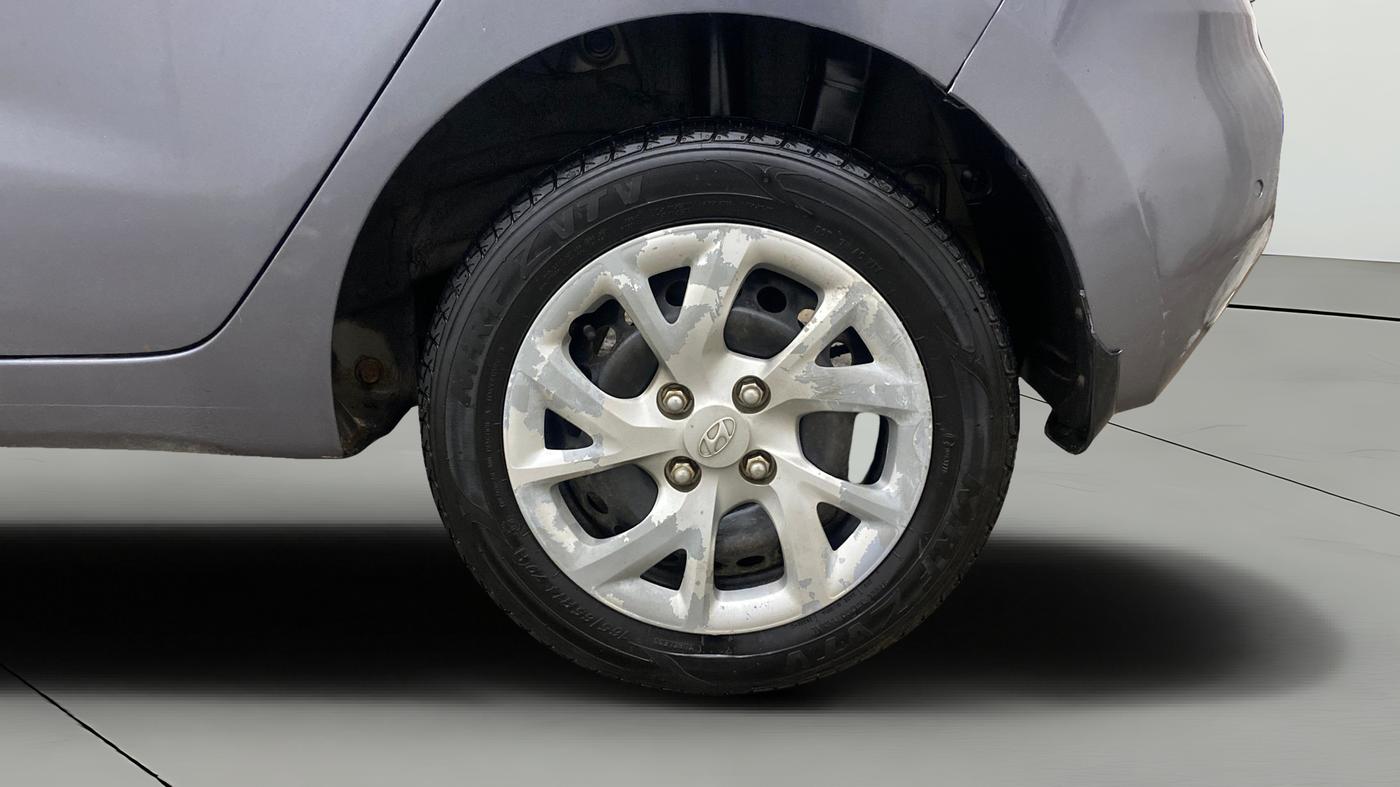 2017 Hyundai Grand i10 SPORTZ 1.2 KAPPA VTVT, Petrol, Manual, 69,386 km, Left Rear Wheel