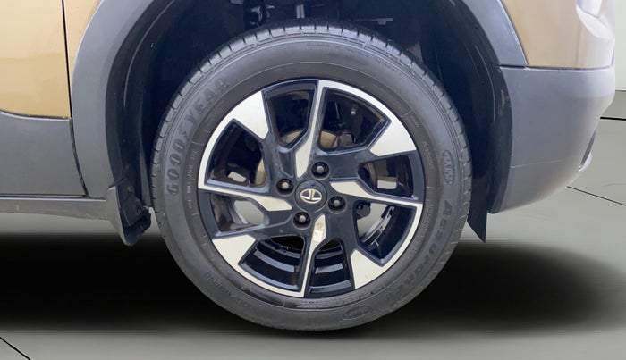 2022 Tata PUNCH ACCOMPLISHED AMT, Petrol, Automatic, 53,245 km, Right Front Wheel