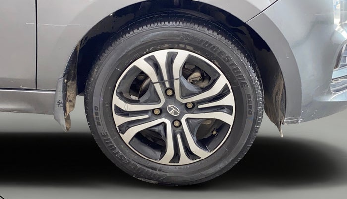 2022 Tata Tiago XTA PETROL, Petrol, Automatic, 31,199 km, Right Front Wheel