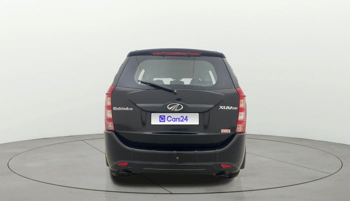 2016 Mahindra XUV500 W4, Diesel, Manual, 1,25,455 km, Back/Rear