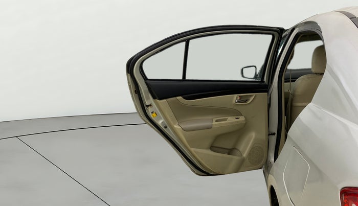 2017 Maruti Ciaz ZDI+ SHVS, Diesel, Manual, 95,421 km, LHS Rear Door