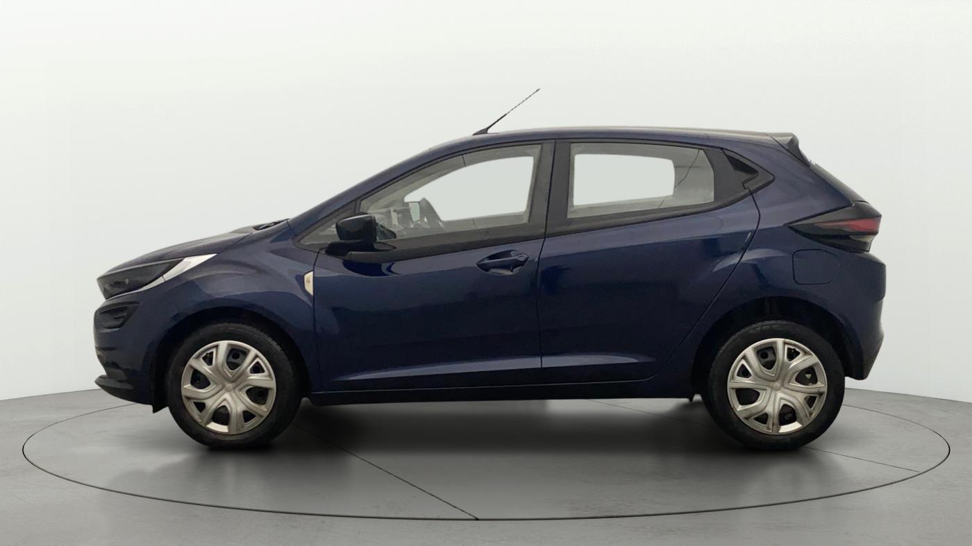 2024 Tata ALTROZ XM PLUS PETROL, Petrol, Manual, 31,608 km, Left Side