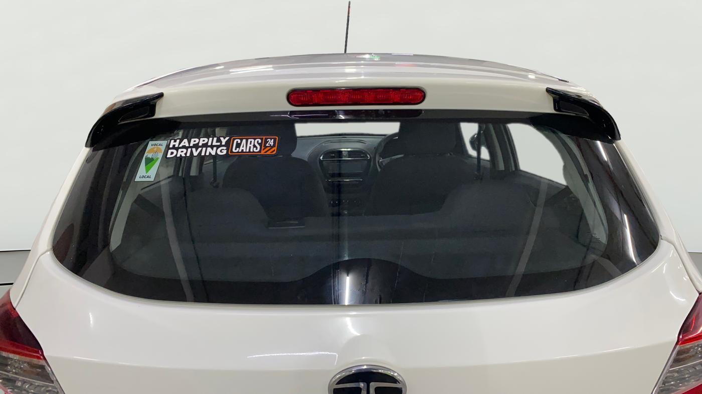 2024 Tata Tiago XT (O) PETROL, Petrol, Manual, 12,386 km, Rear Windshield