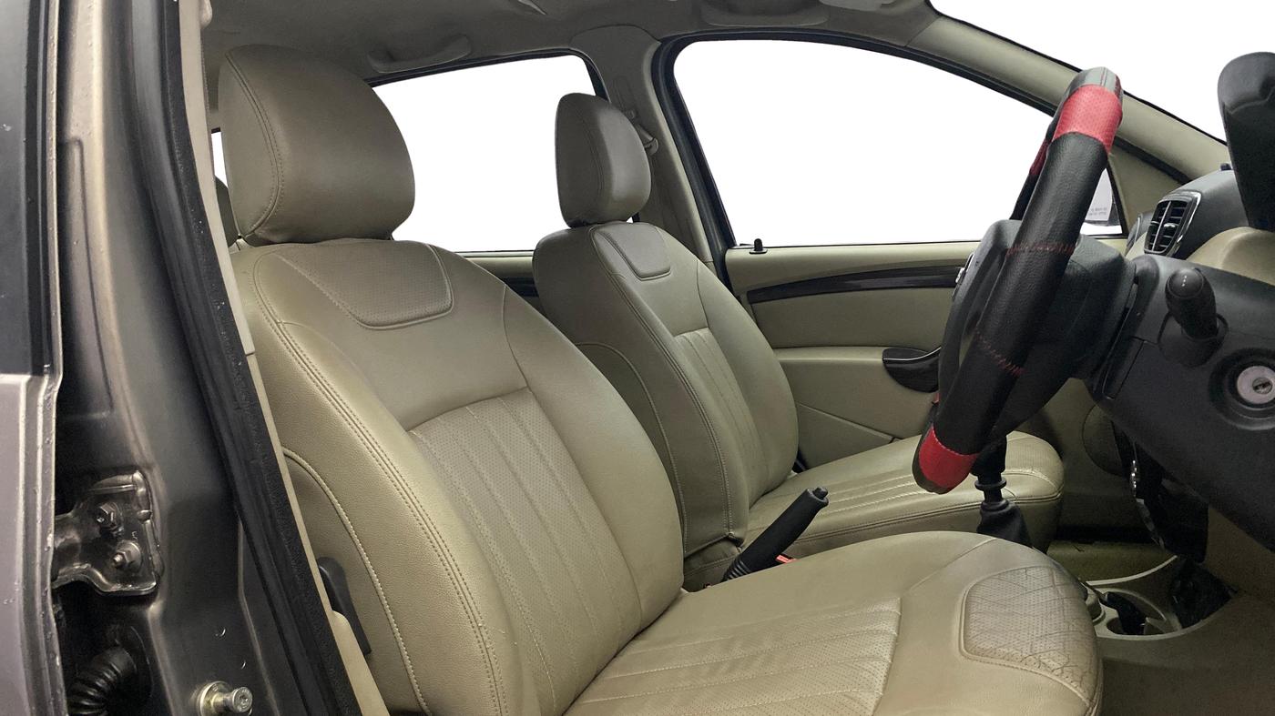 2013 Nissan Terrano XV D THP PREMIUM 110 PS, Diesel, Manual, 92,536 km, Right Side Front Door Cabin