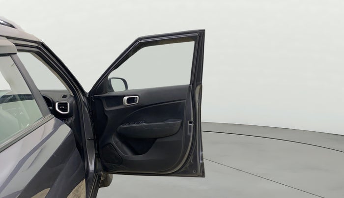 2022 Hyundai VENUE SX 1.0 TURBO IMT, Petrol, Manual, 31,846 km, RHS Front Door