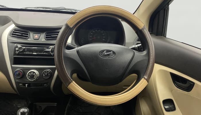 2016 Hyundai Eon ERA +, Petrol, Manual, 39,442 km, Steering Wheel Close Up