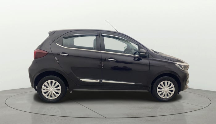 2022 Tata Tiago XZ PLUS CNG, CNG, Manual, 1,46,391 km, Right Side View
