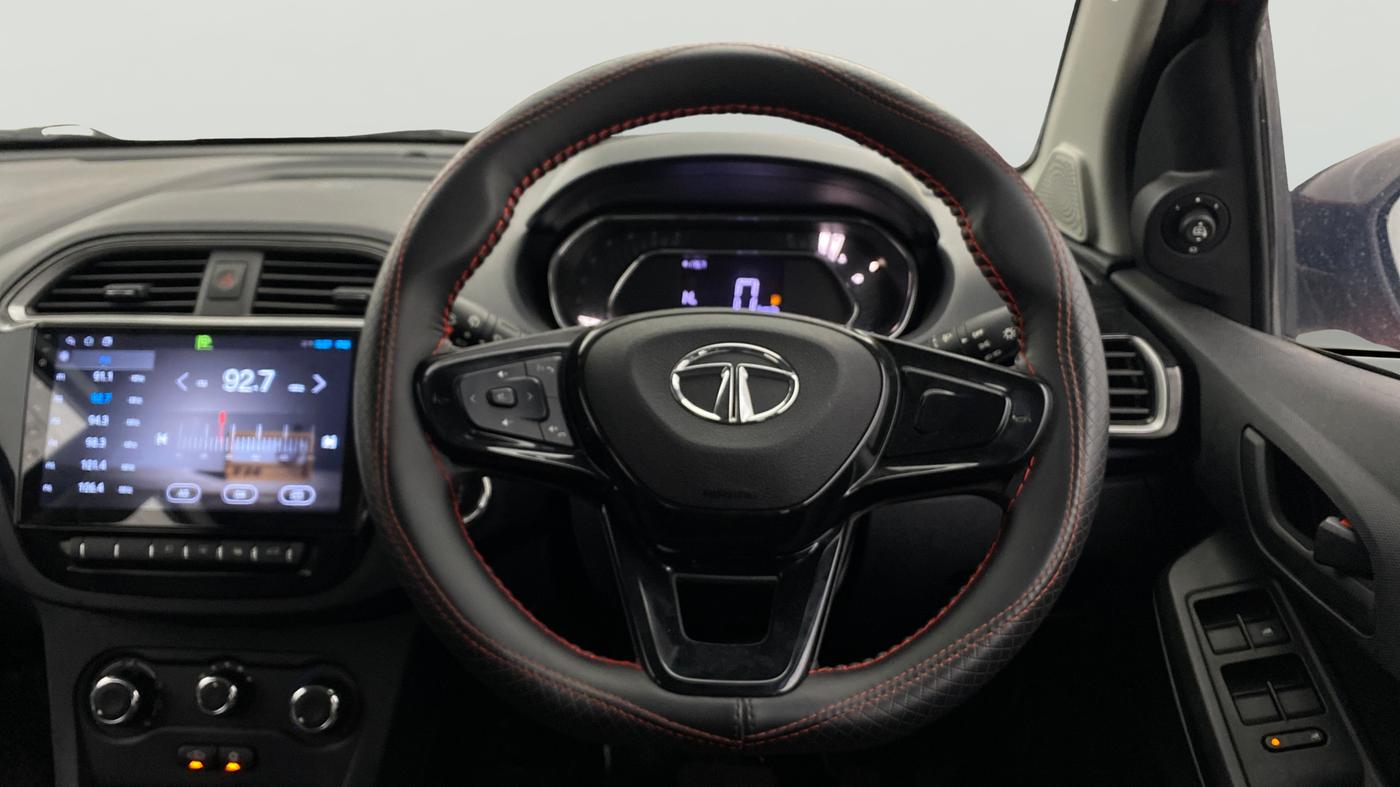 2022 Tata TIAGO NRG XZ AMT, Petrol, Automatic, 16,347 km, Steering Wheel Close Up