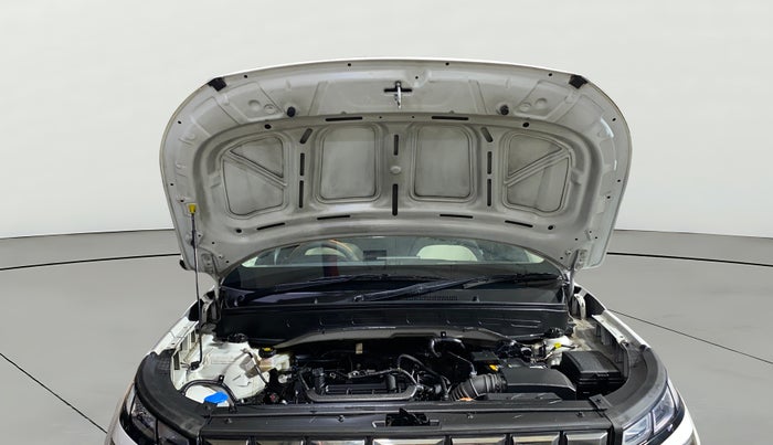 2023 Hyundai VENUE SX 1.2 PETROL, Petrol, Manual, 24,199 km, Open Bonet