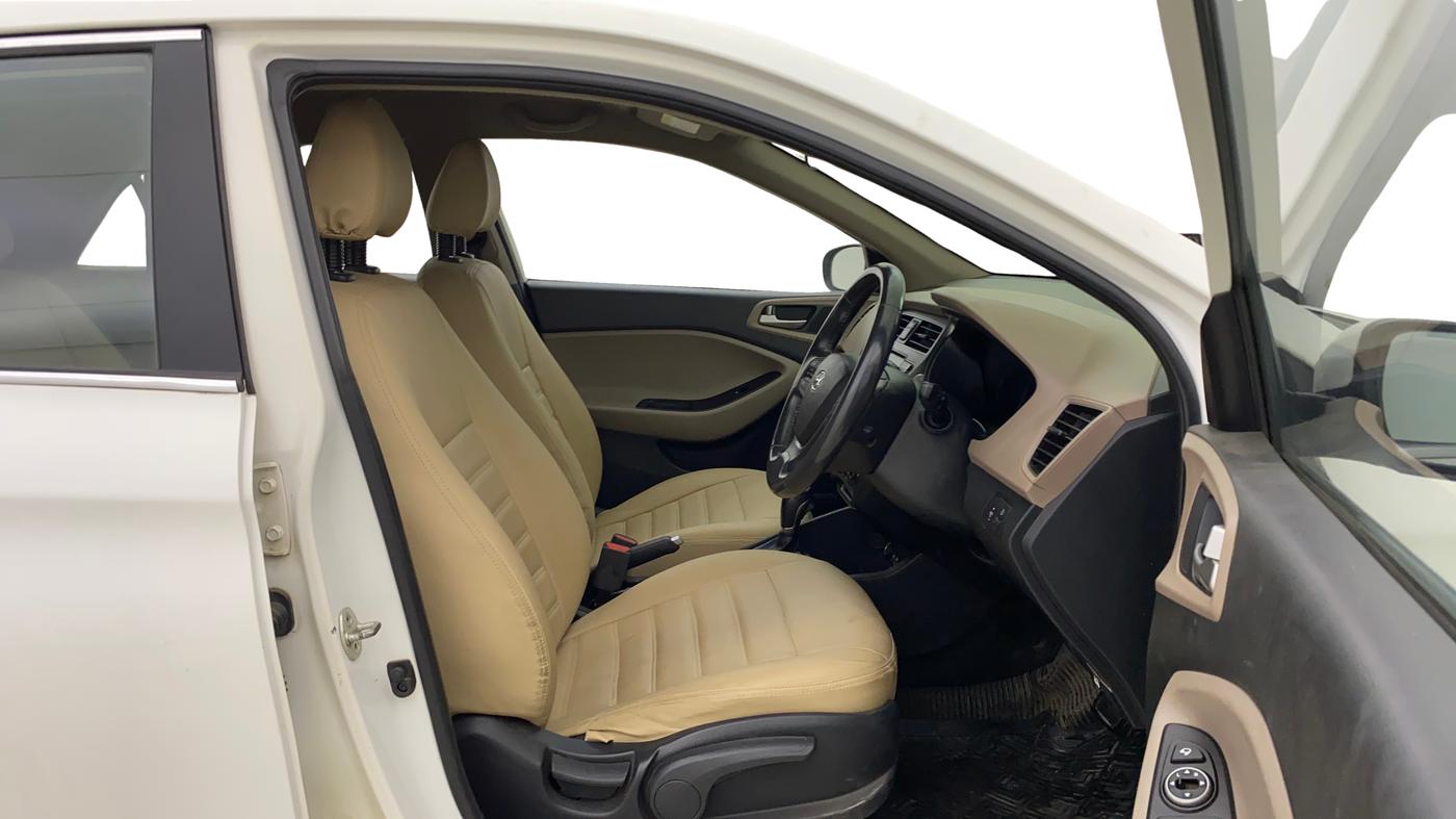2019 Hyundai Elite i20 ASTA (O) CVT, Petrol, Automatic, 57,340 km, Right Side Front Door Cabin
