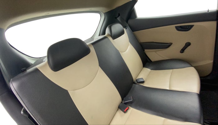 2015 Hyundai Eon ERA +, Petrol, Manual, 53,004 km, Right Side Rear Door Cabin