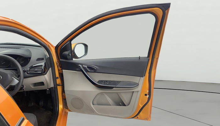 2017 Tata Tiago XT PETROL, Petrol, Manual, 23,837 km, RHS Front Door