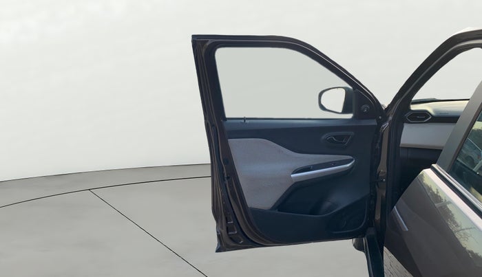 2024 Nissan MAGNITE  XE AMT EZ Shift, Petrol, Automatic, 15,036 km, LHS Front Door