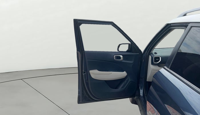 2019 Hyundai VENUE SX 1.0 TURBO DUAL TONE, Petrol, Manual, 99,565 km, LHS Front Door