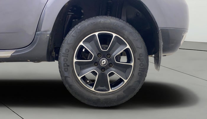 2017 Renault Duster 110 PS RXZ 4X2 AMT DIESEL, Diesel, Automatic, 27,538 km, Left Rear Wheel