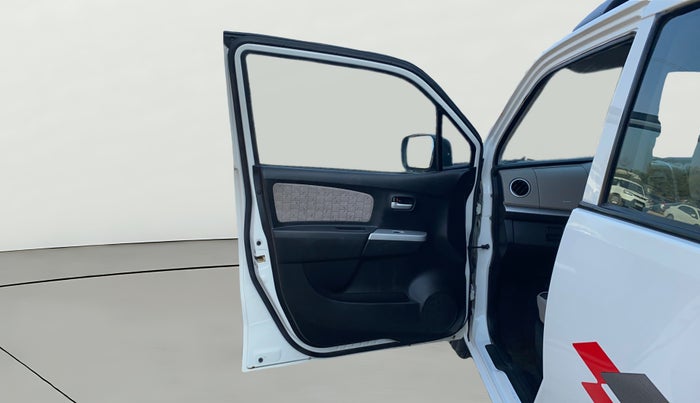 2016 Maruti Wagon R 1.0 VXI, Petrol, Manual, 59,341 km, LHS Front Door