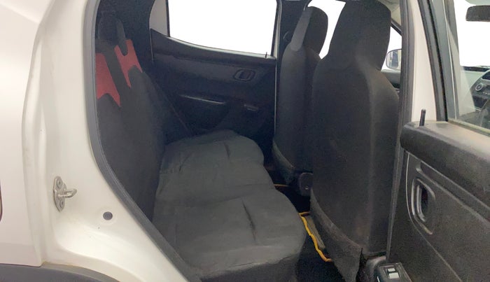 2017 Renault Kwid RXL, Petrol, Manual, 43,552 km, Right Side Rear Door Cabin