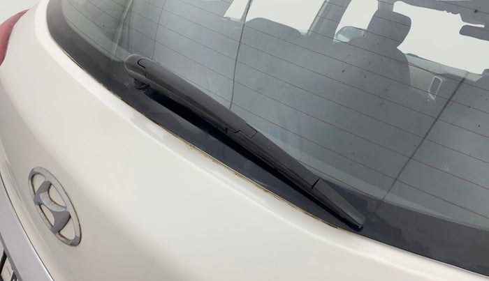 2018 Hyundai Creta SX PLUS AT 1.6 DIESEL, Diesel, Automatic, 1,18,639 km, Rear Wiper