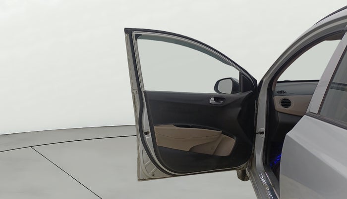 2017 Hyundai Grand i10 SPORTZ (O) AT 1.2 KAPPA VTVT, Petrol, Automatic, 84,942 km, LHS Front Door