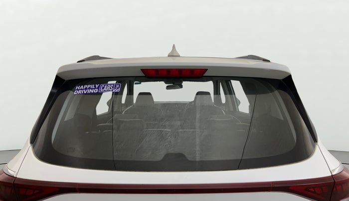 2023 KIA CARENS PRESTIGE PLUS 1.5 PETROL IMT 7 STR, Petrol, Manual, 18,306 km, Rear Windshield