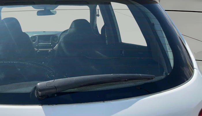 2019 Hyundai Grand i10 ASTA 1.2 KAPPA VTVT, Petrol, Manual, 1,04,358 km, Rear Wiper