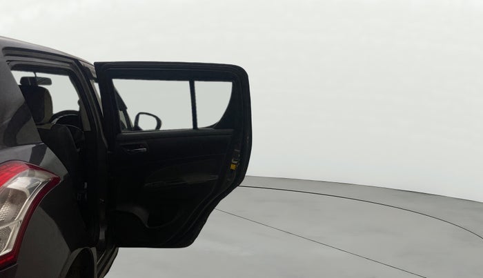 2015 Maruti Swift VDI ABS, Diesel, Manual, 82,600 km, RHS Rear Door