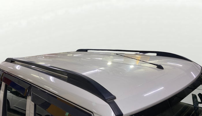 2018 Mahindra TUV300 T6 PLUS, Diesel, Manual, 57,016 km, Roof