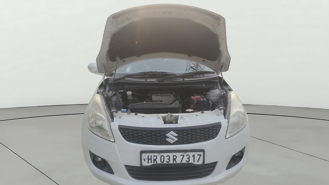2014 Maruti Swift VXI, Petrol, Manual, 95,449 km, Open Bonet